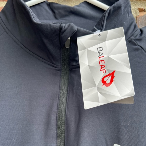 Baleaf Workout Pullover Half Zip - Picture 3 of 6